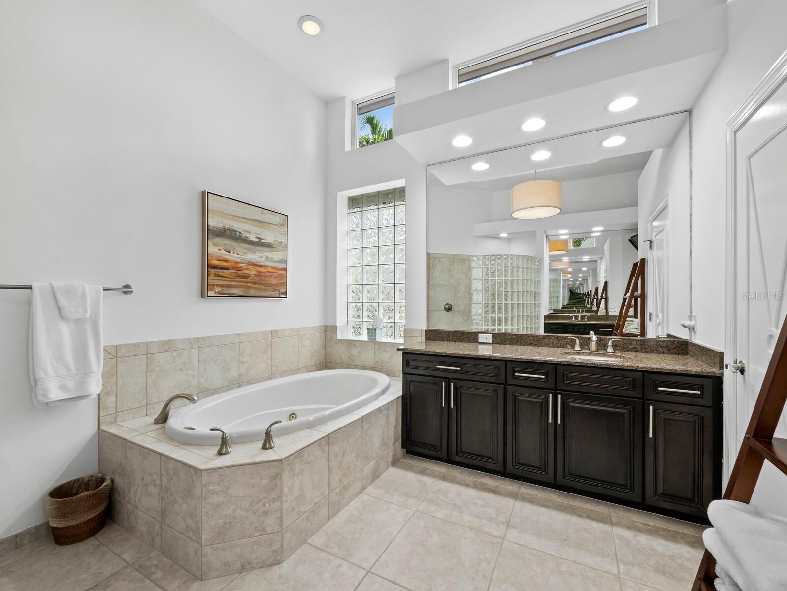 3578 FAIR OAKS WAY — photo 32