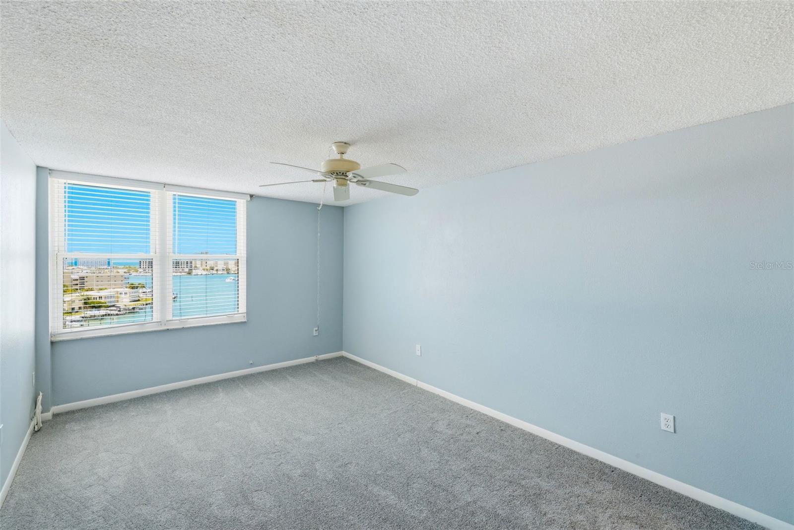 400 ISLAND WAY #805 — photo 19