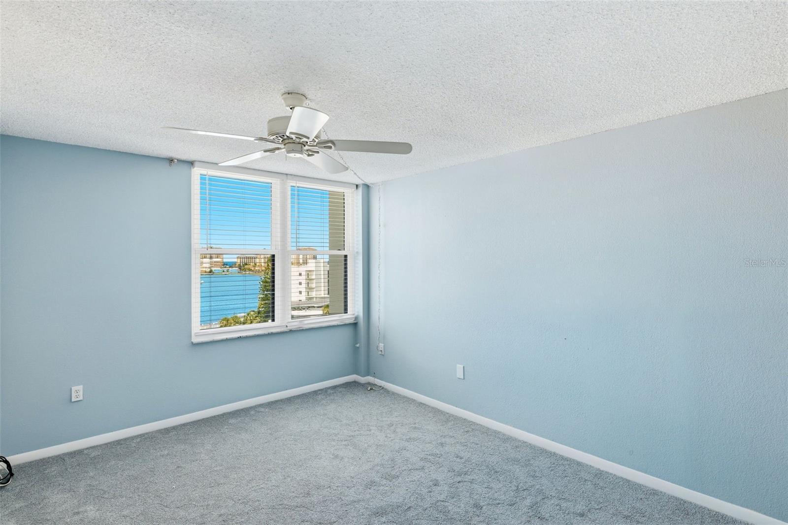 400 ISLAND WAY #805 — photo 17