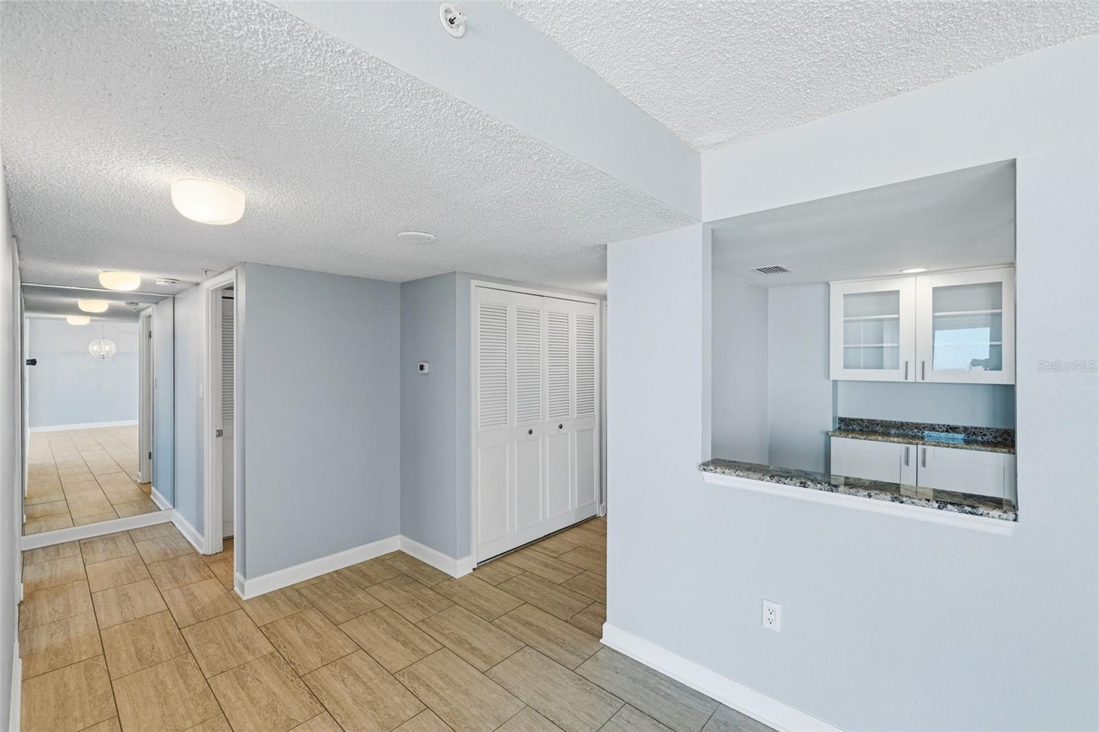 400 ISLAND WAY #805 — photo 14