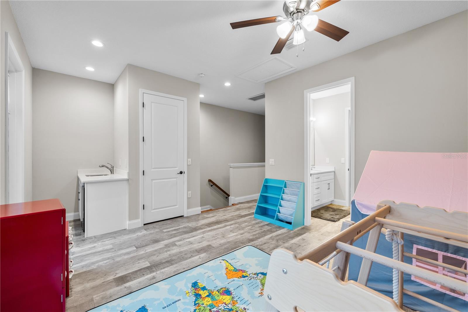 4134 N NEBRASKA AVE — photo 47