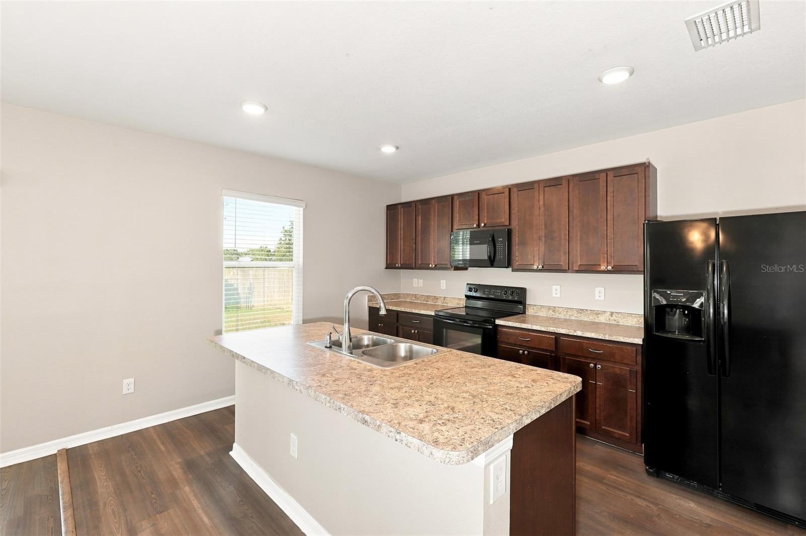 36205 JENNY LYNNE CIR — photo 5