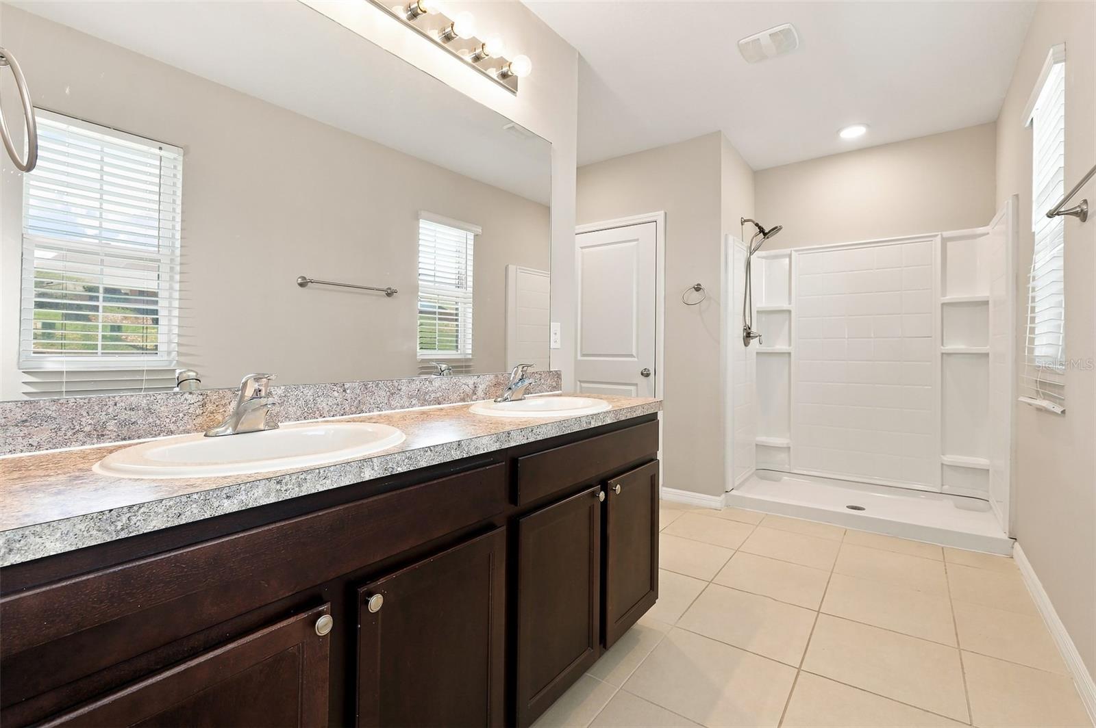 36205 JENNY LYNNE CIR — photo 11