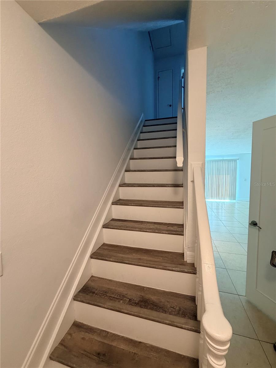 13816 ORANGE SUNSET DR — photo 11