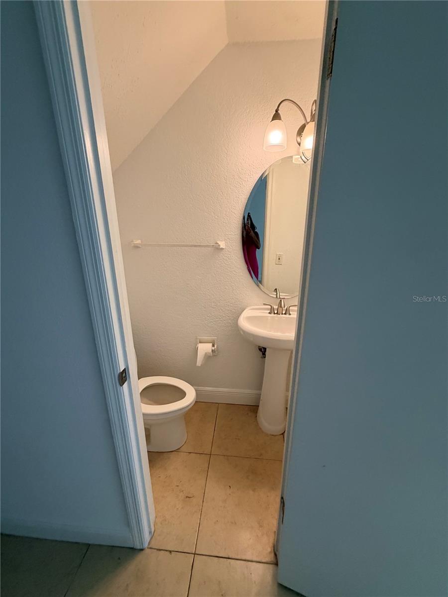 13816 ORANGE SUNSET DR — photo 12