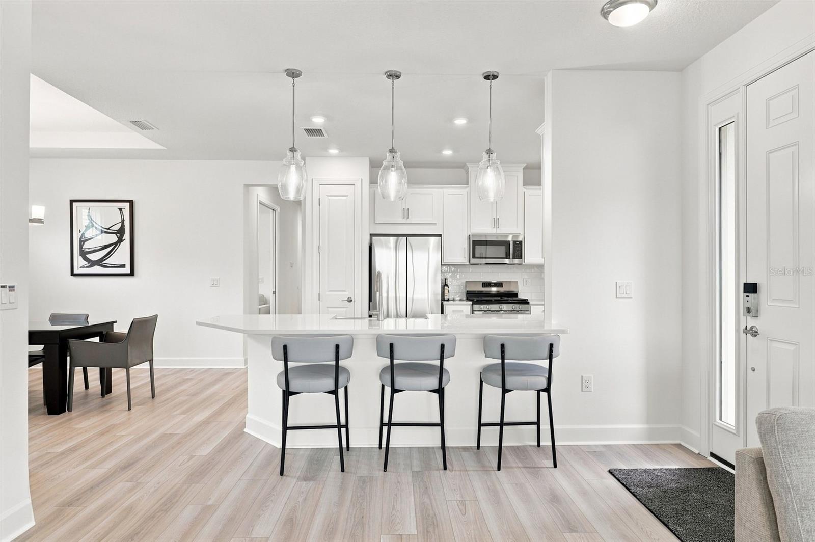 3165 ALBA CIR — photo 4