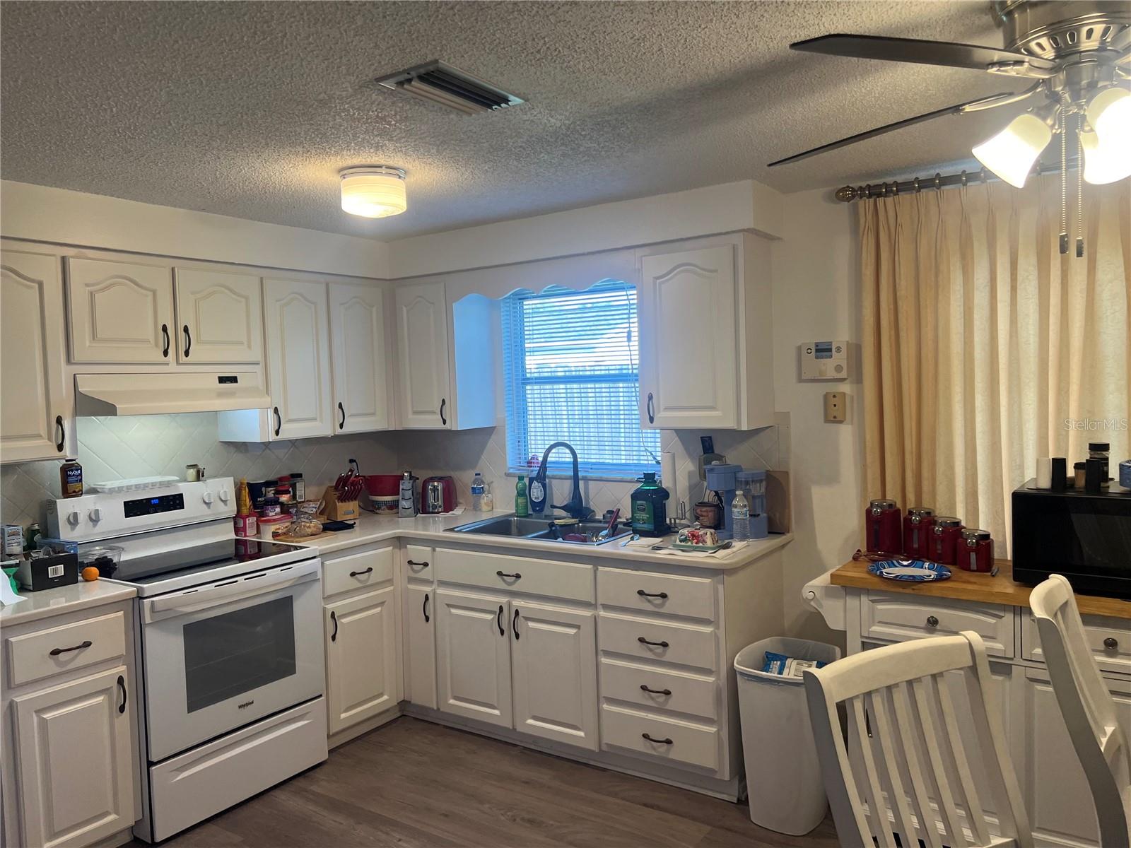 6211 MORAY AVE — photo 10