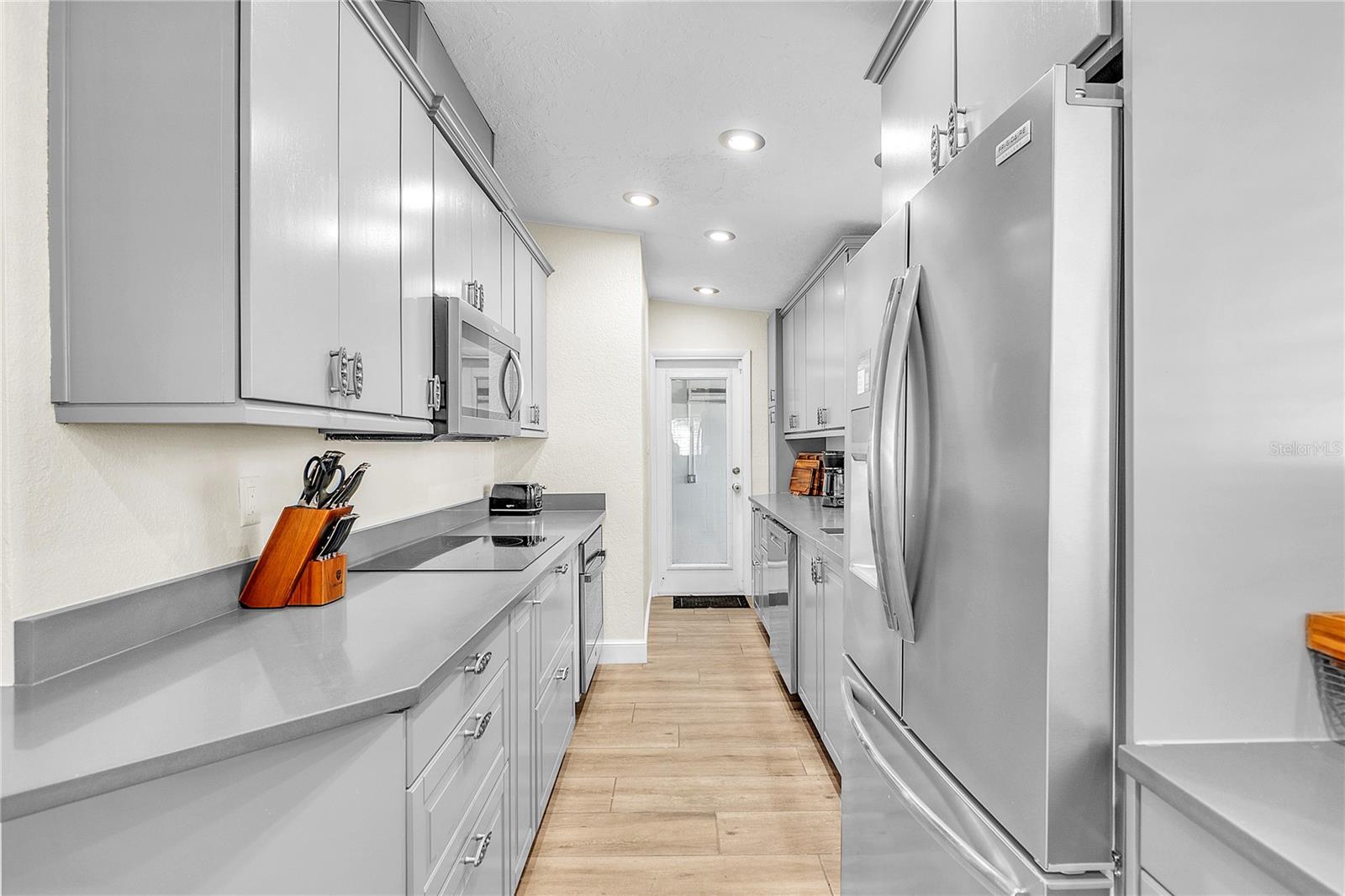 340 81ST AVE — photo 15