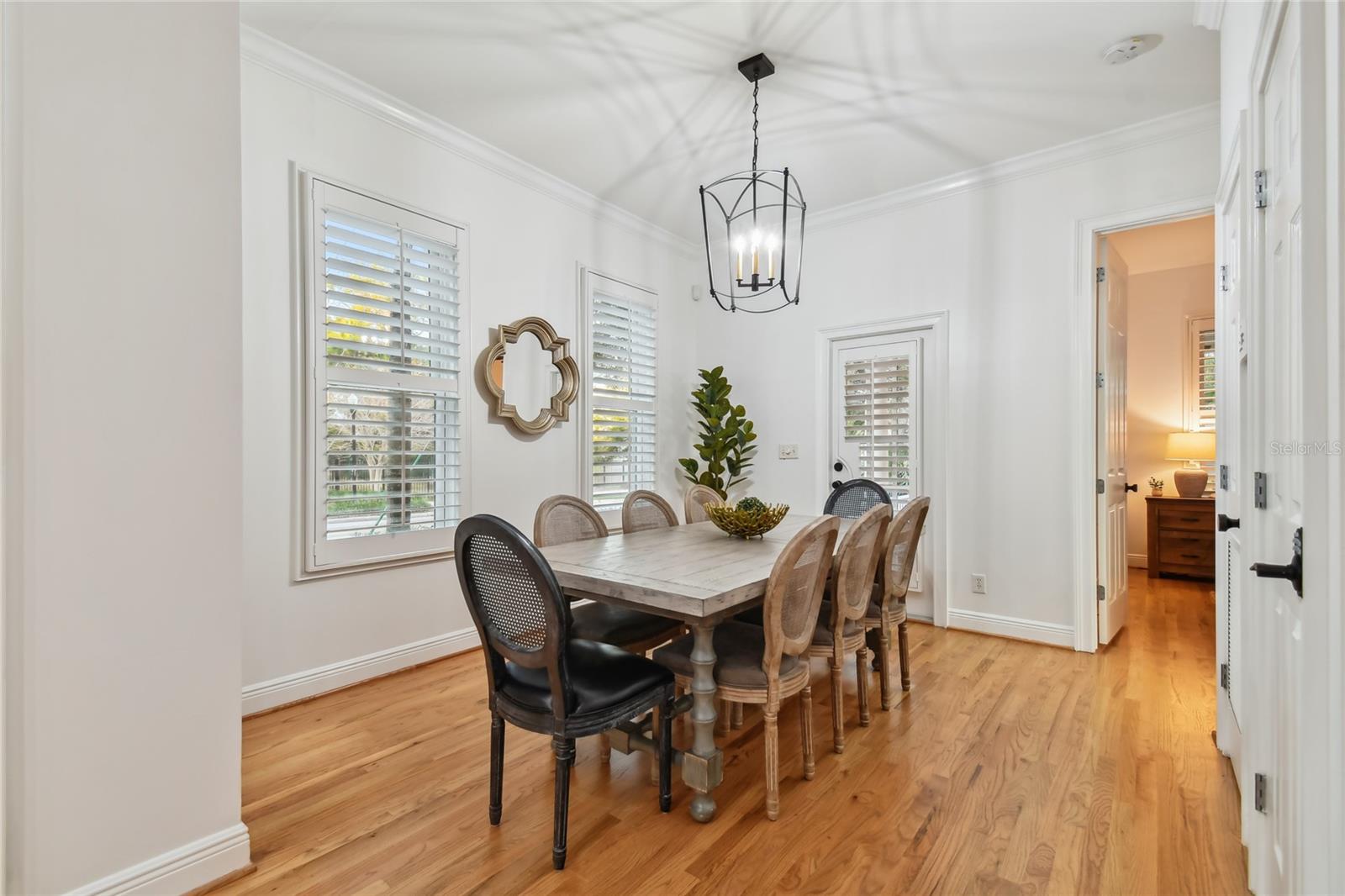 701 S PACKWOOD AVE — photo 17