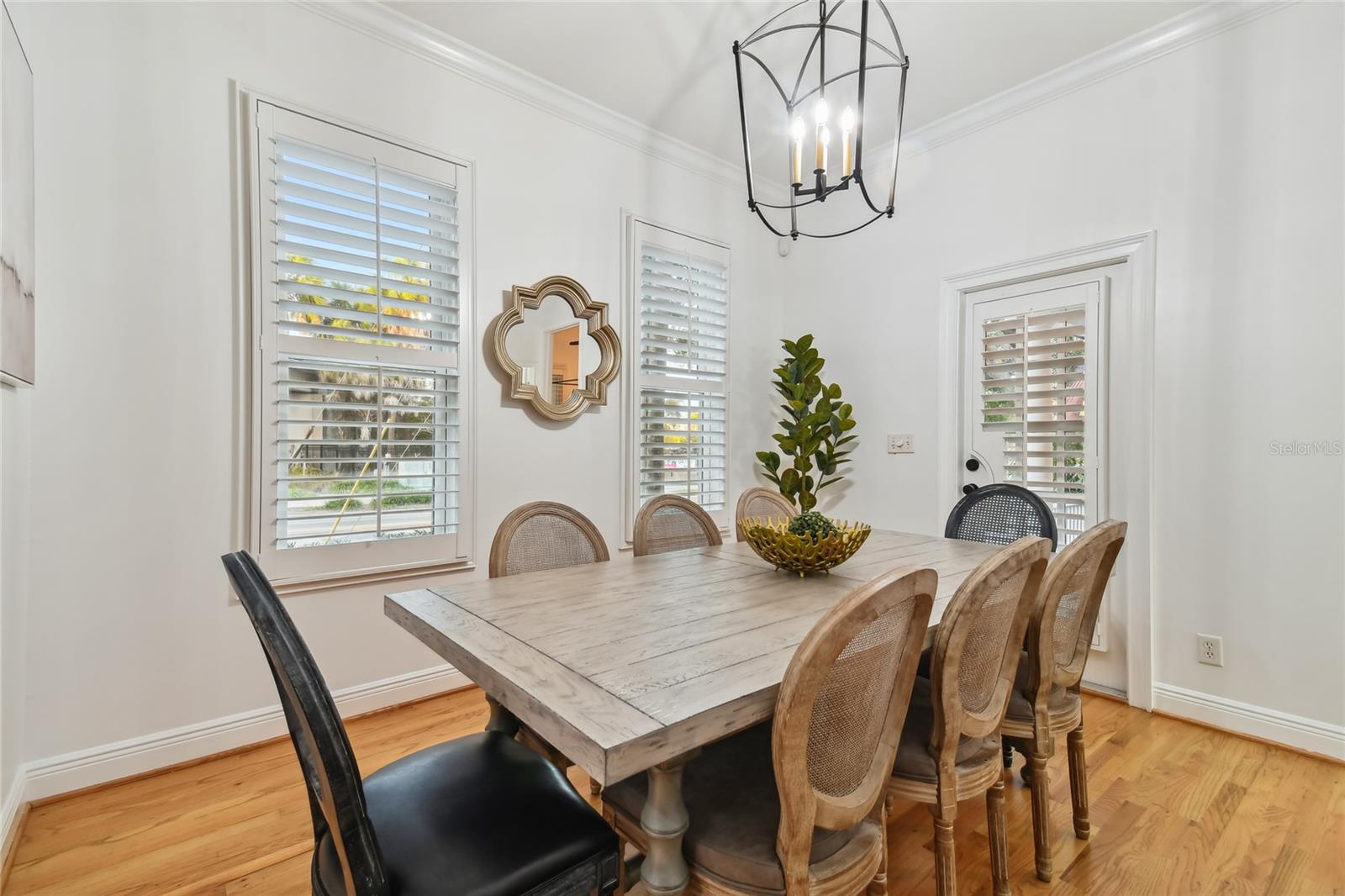 701 S PACKWOOD AVE — photo 18