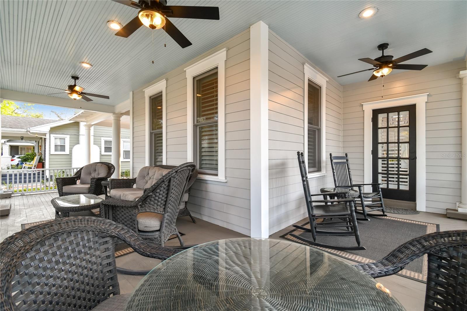 701 S PACKWOOD AVE — photo 4
