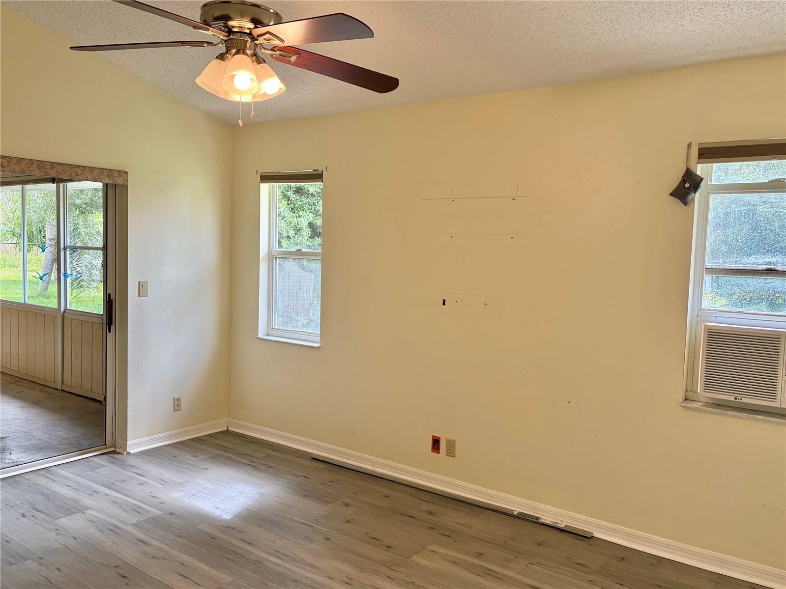 8123 BESSEMER AVE — photo 22
