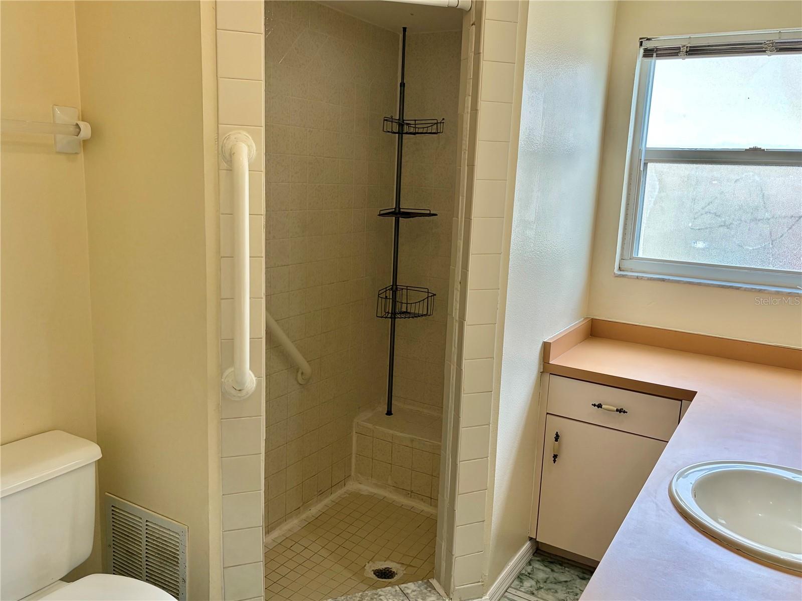 8123 BESSEMER AVE — photo 25