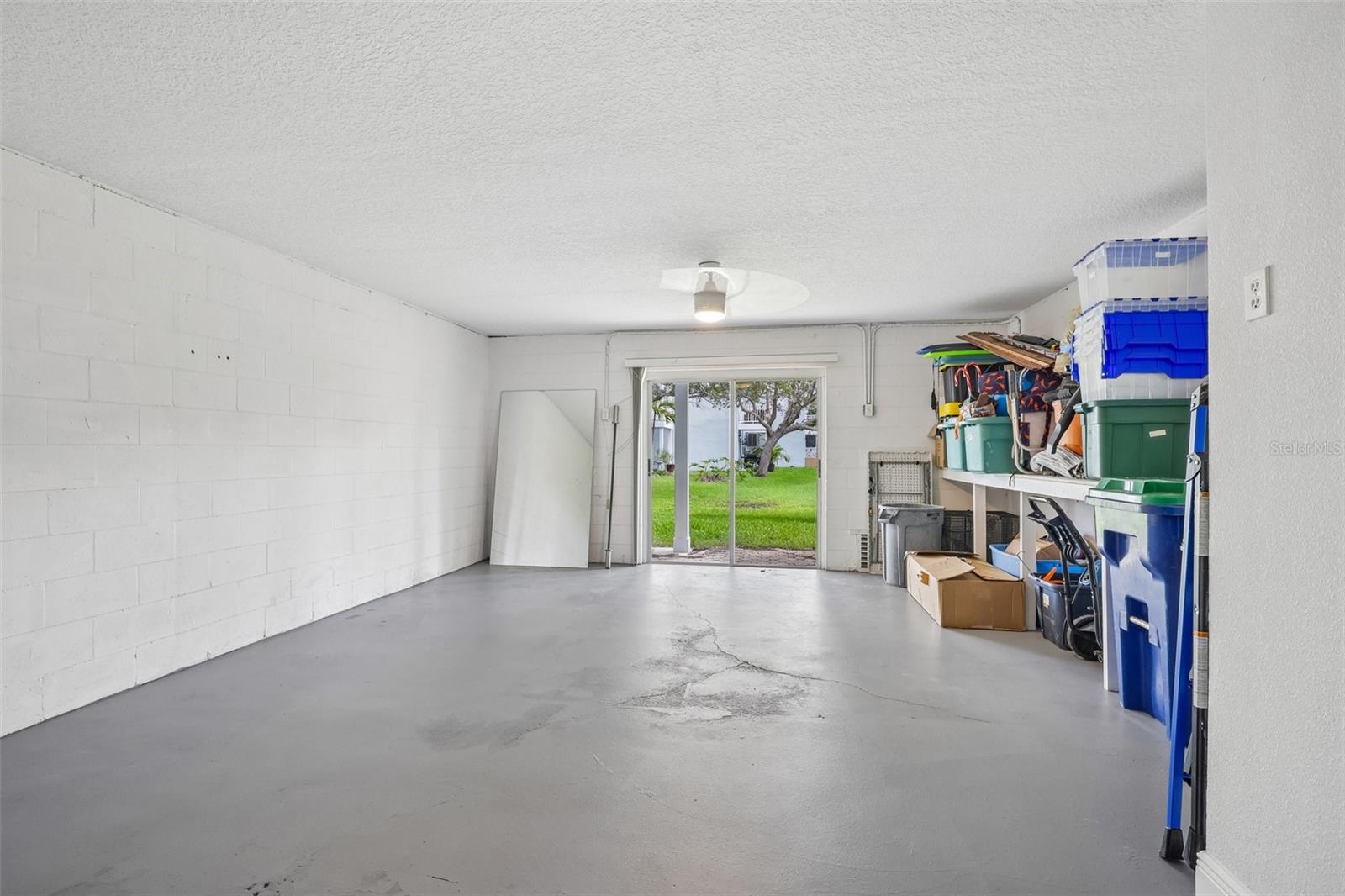 630 GARLAND CIR — photo 23