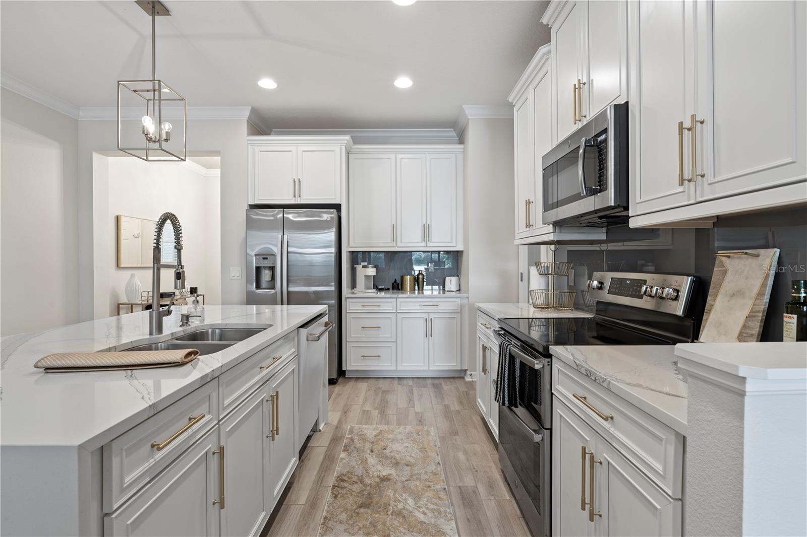 9208 FOX SPARROW RD — photo 13