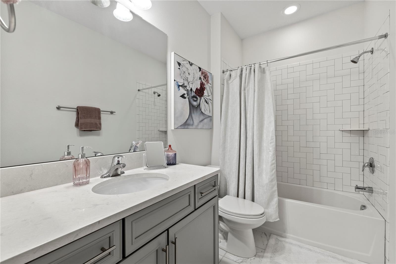9208 FOX SPARROW RD — photo 32