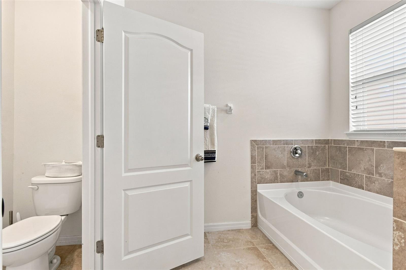 12210 LEGACY BRIGHT ST — photo 34