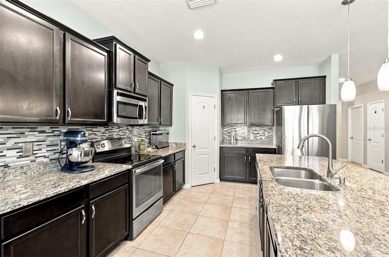 12210 LEGACY BRIGHT ST — photo 13