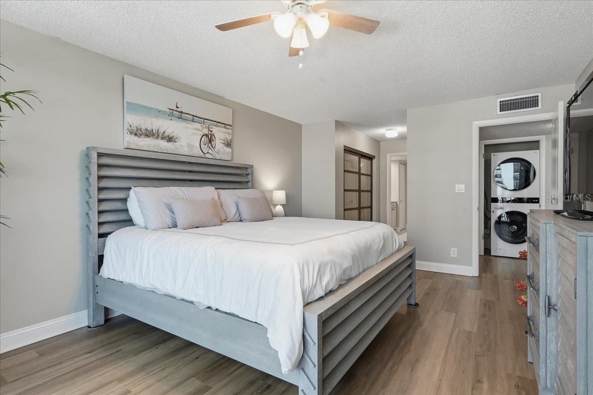1430 GULF BLVD #407 — photo 26