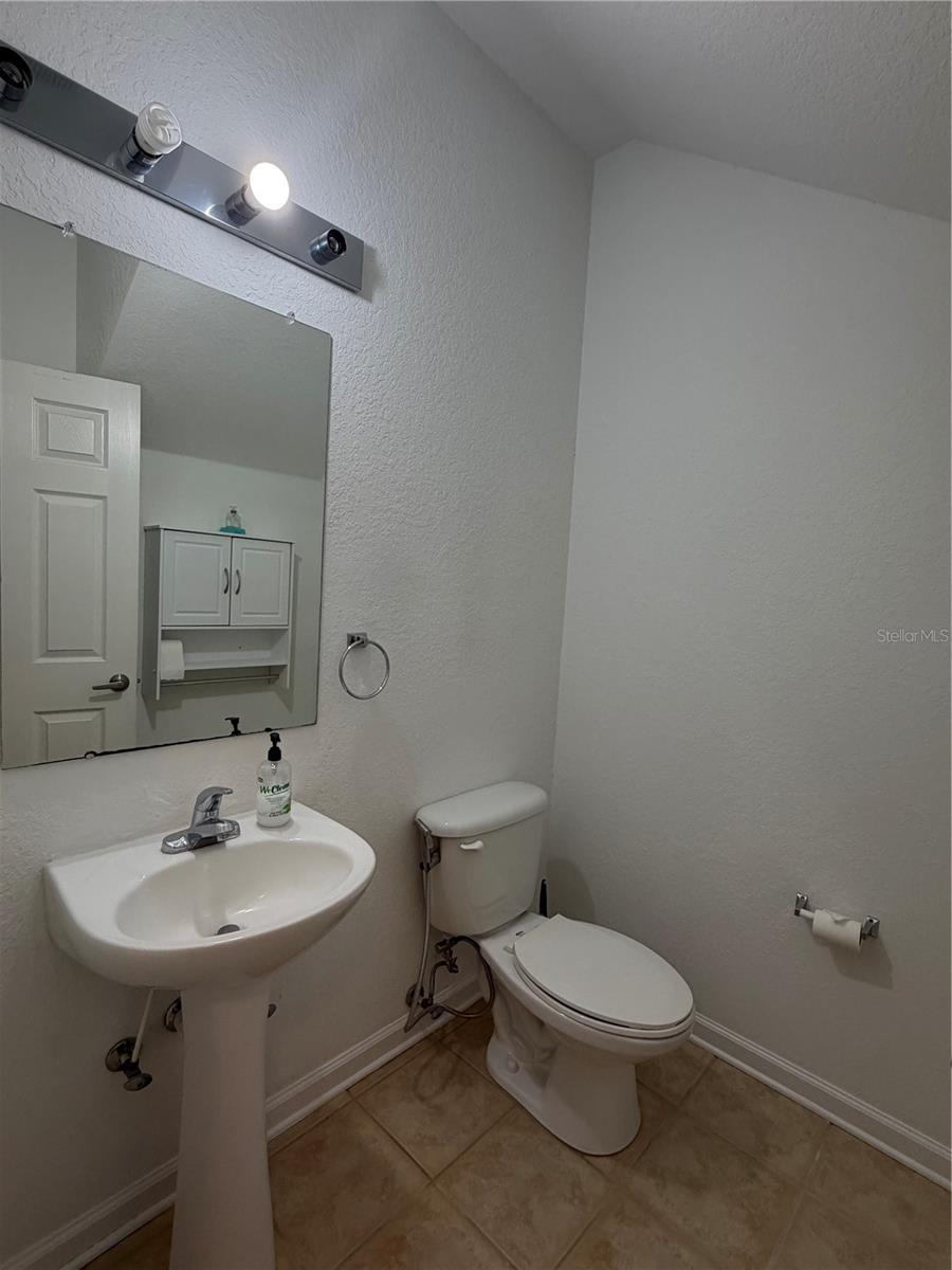 8104 BALLY MONEY RD — photo 11