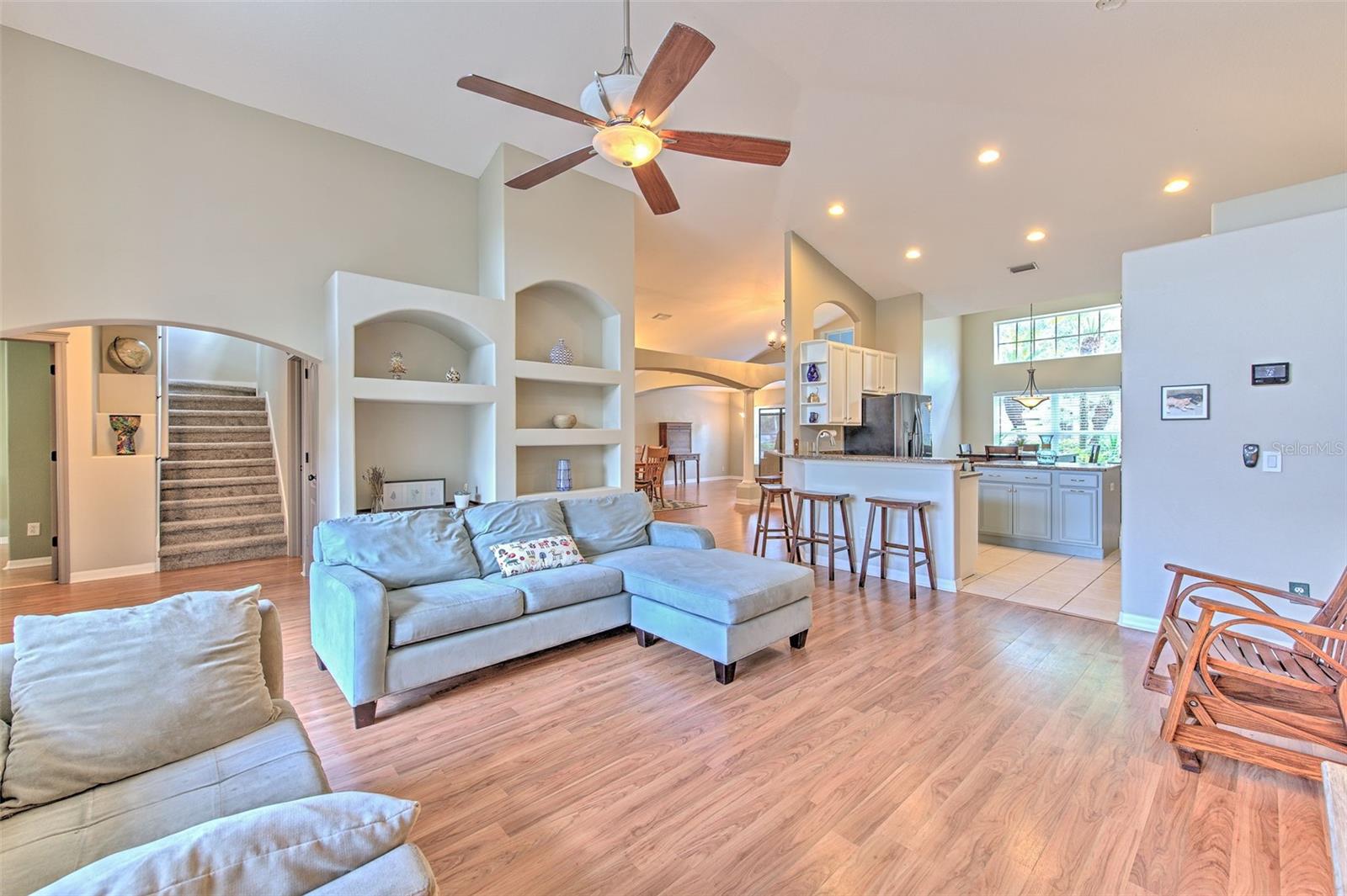 5847 HERONRISE CRESCENT DR — photo 11