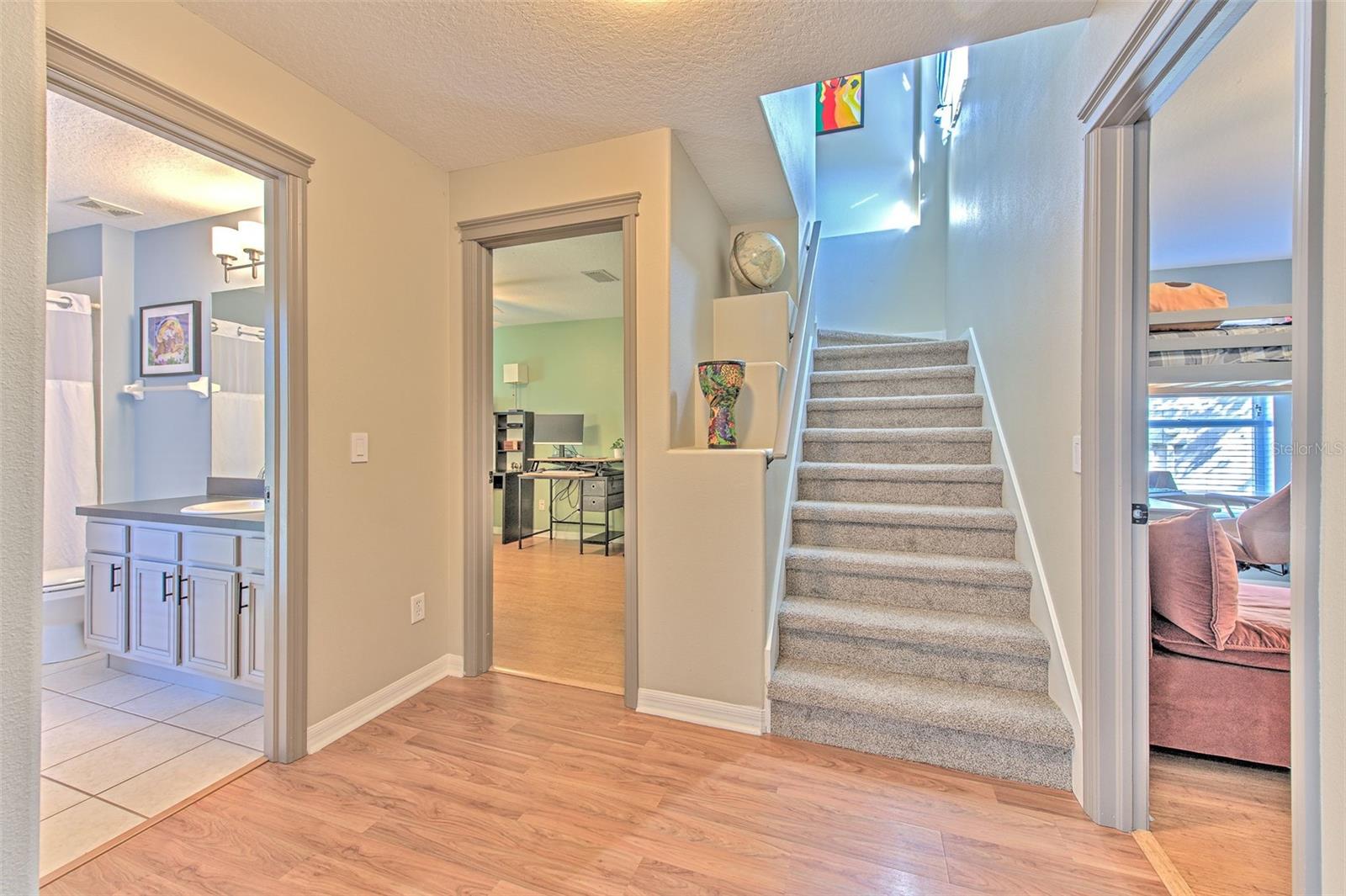 5847 HERONRISE CRESCENT DR — photo 17