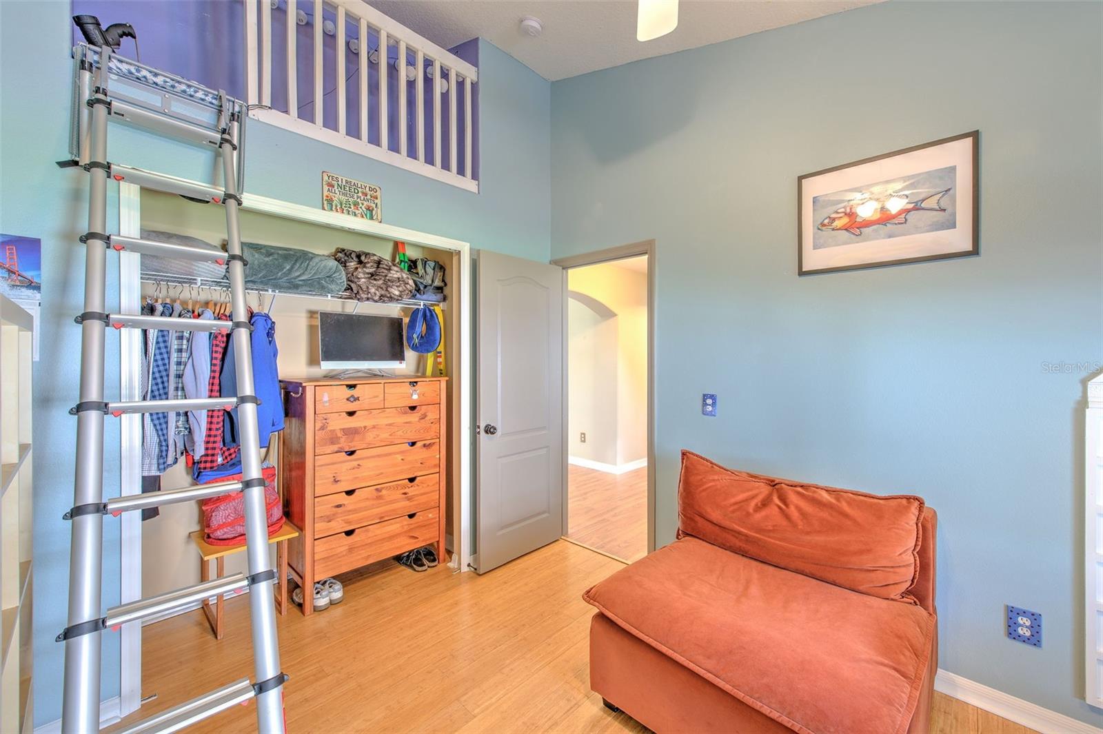 5847 HERONRISE CRESCENT DR — photo 19