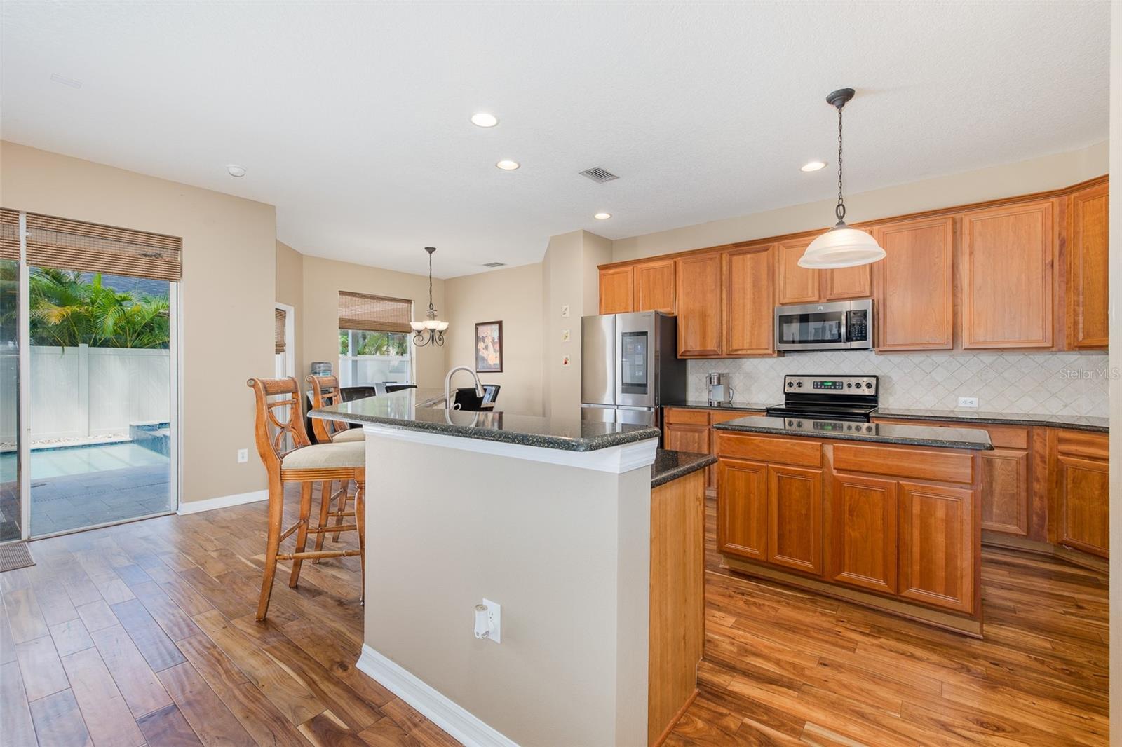 15220 OCTAVIA LN — photo 15