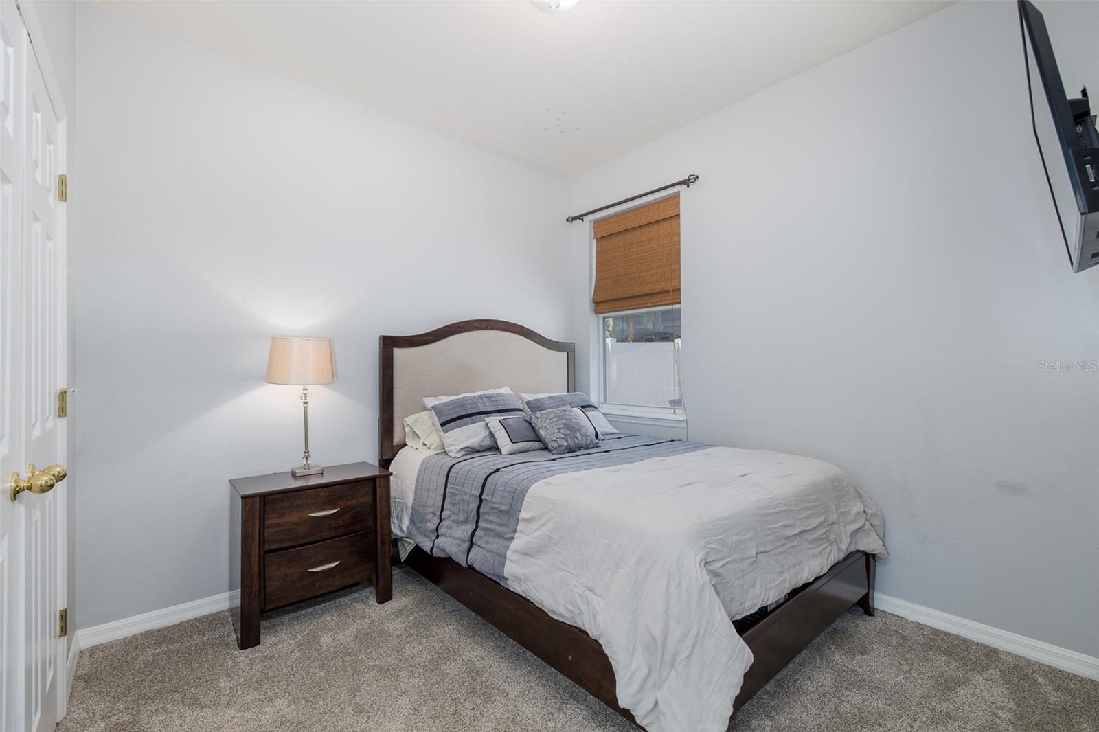 15220 OCTAVIA LN — photo 35