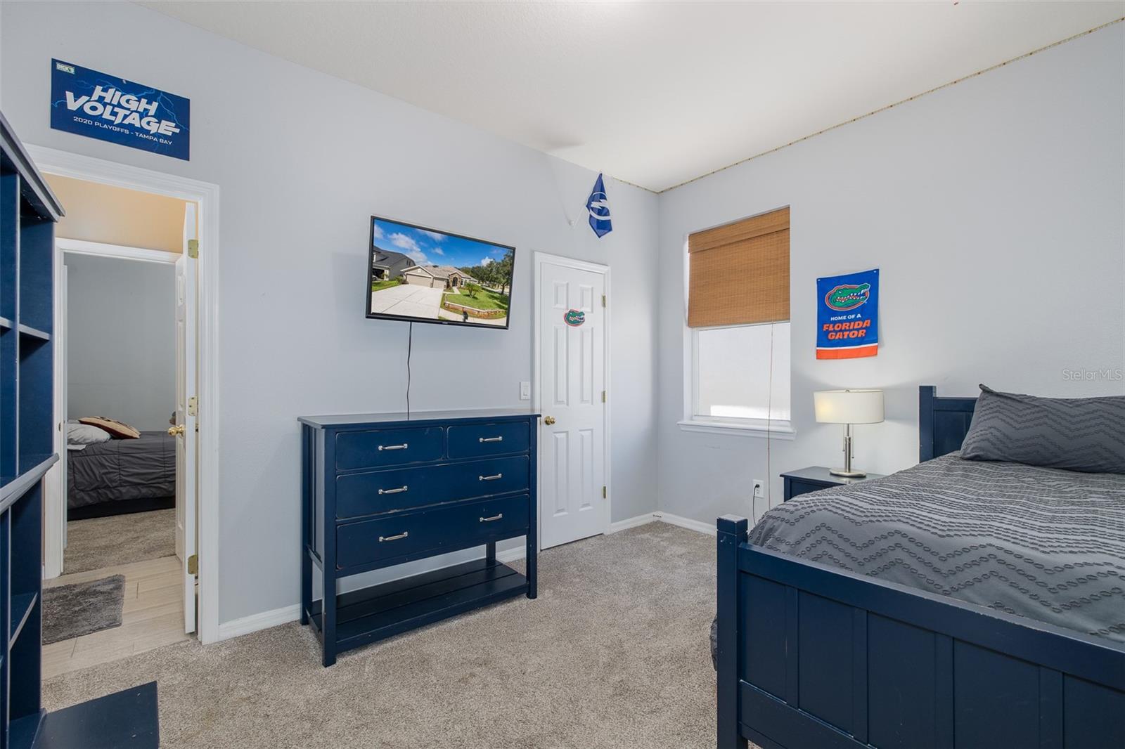 15220 OCTAVIA LN — photo 31