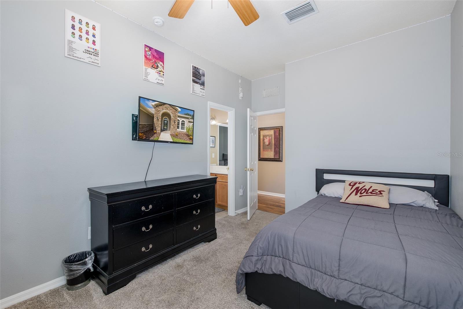 15220 OCTAVIA LN — photo 32