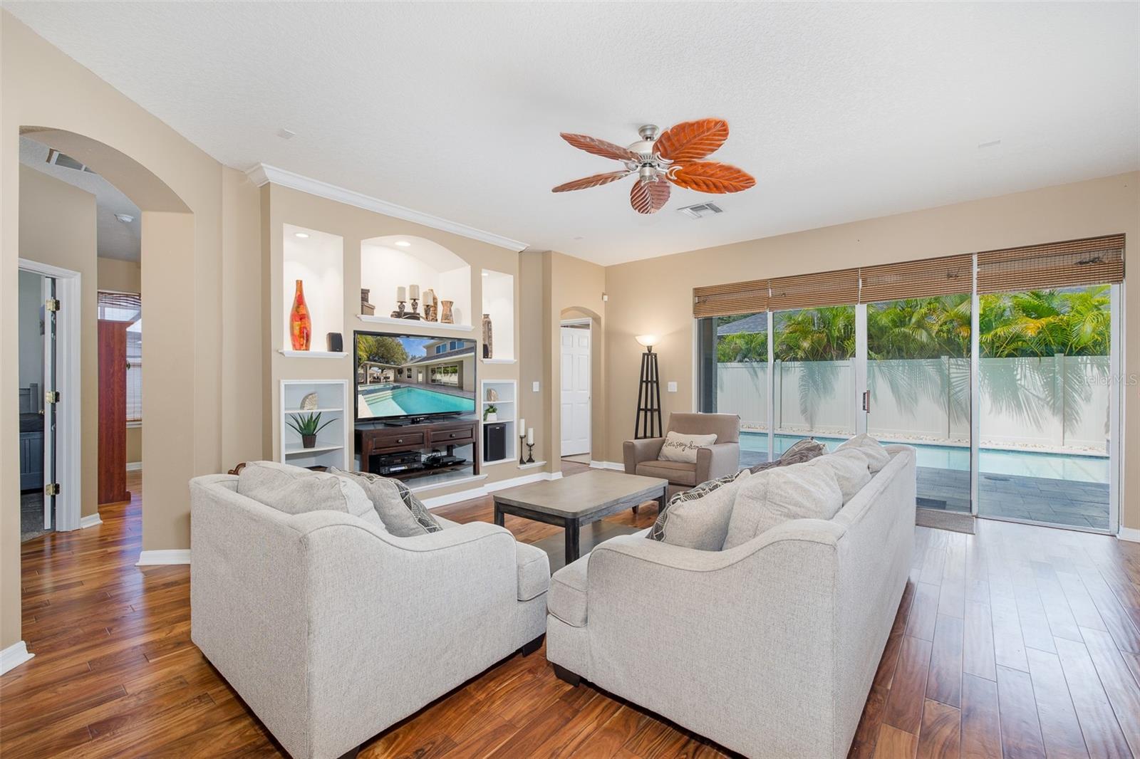 15220 OCTAVIA LN — photo 13