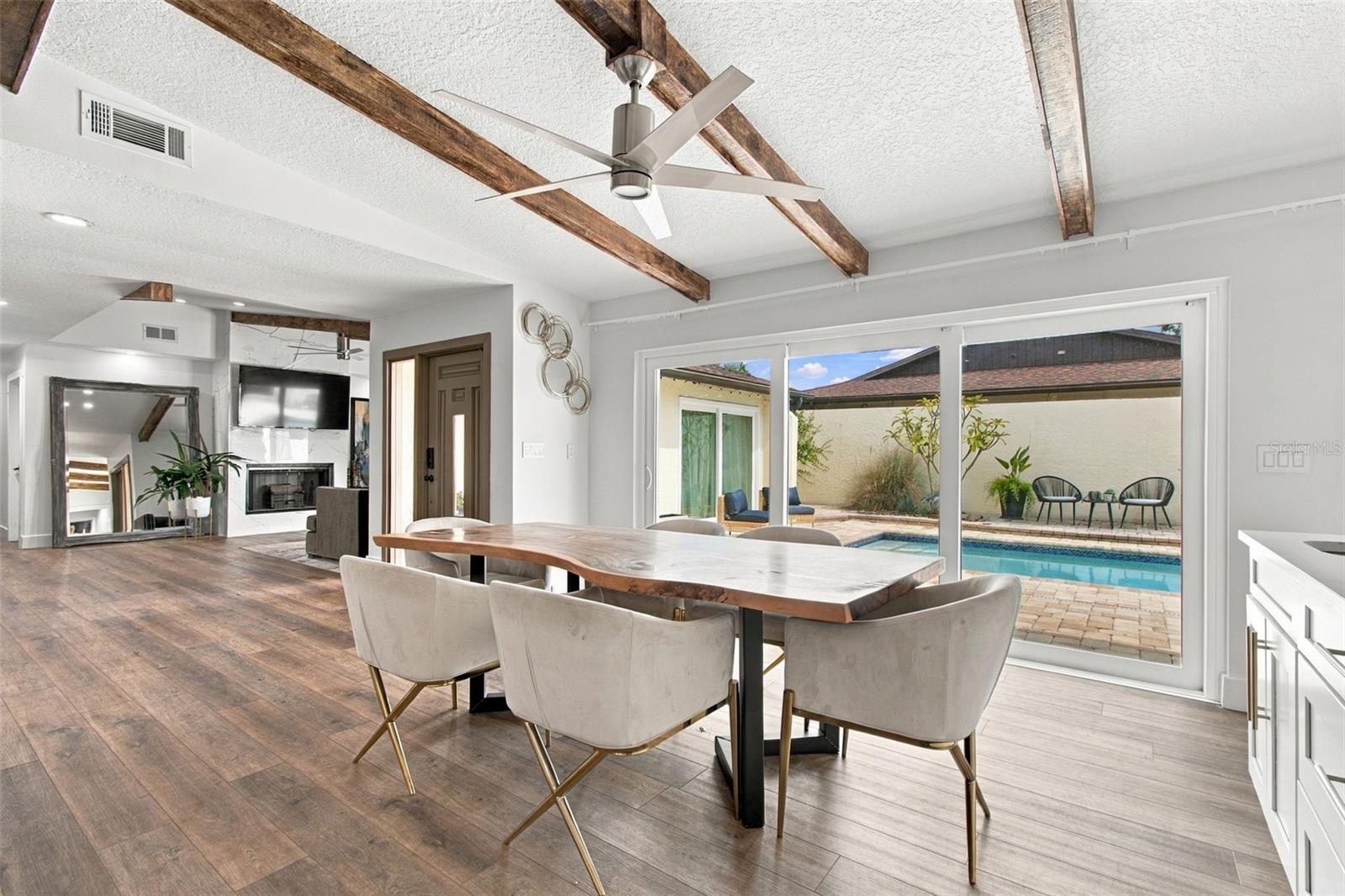 5041 PALOMA DR — photo 31