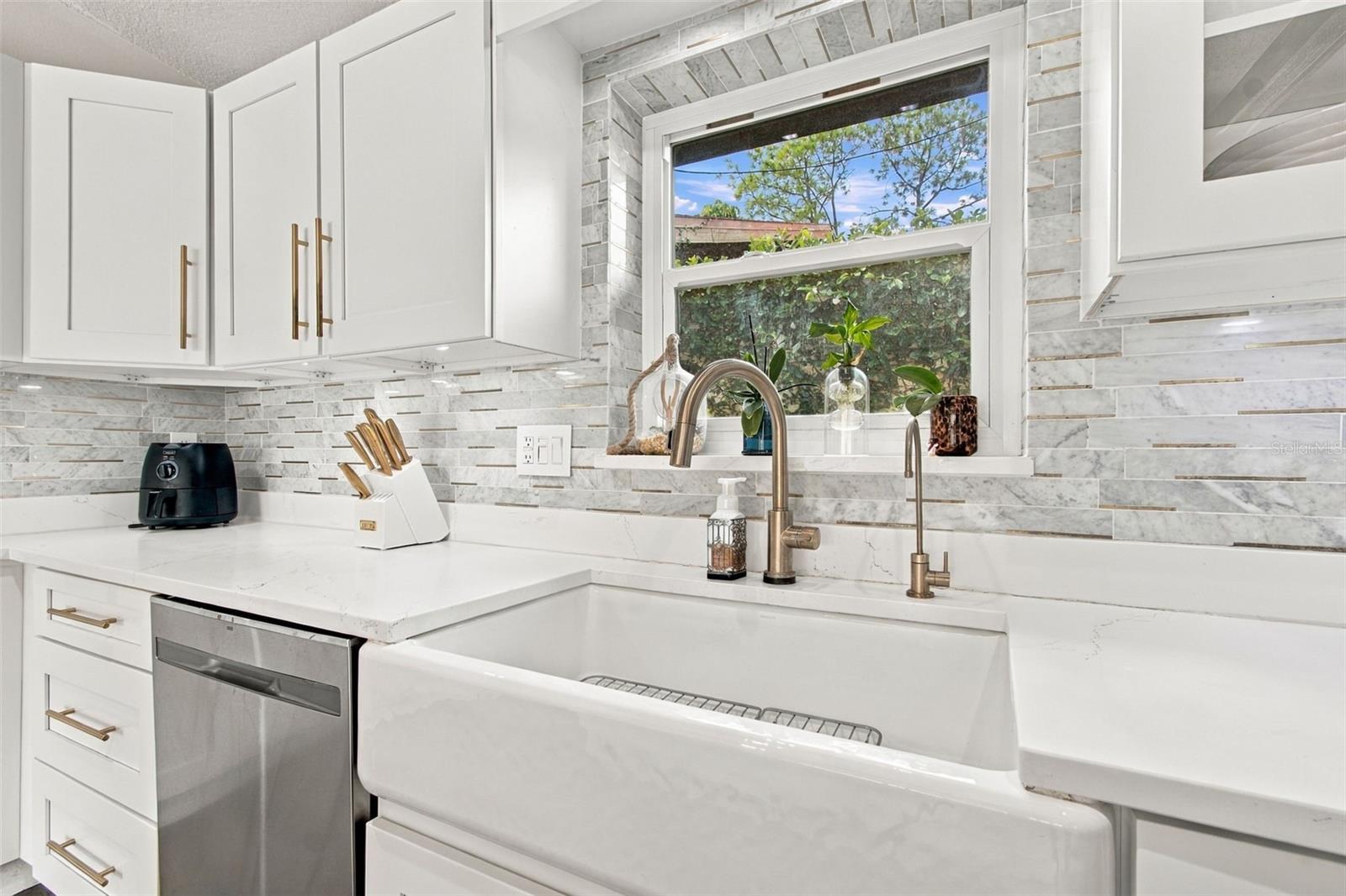 5041 PALOMA DR — photo 44