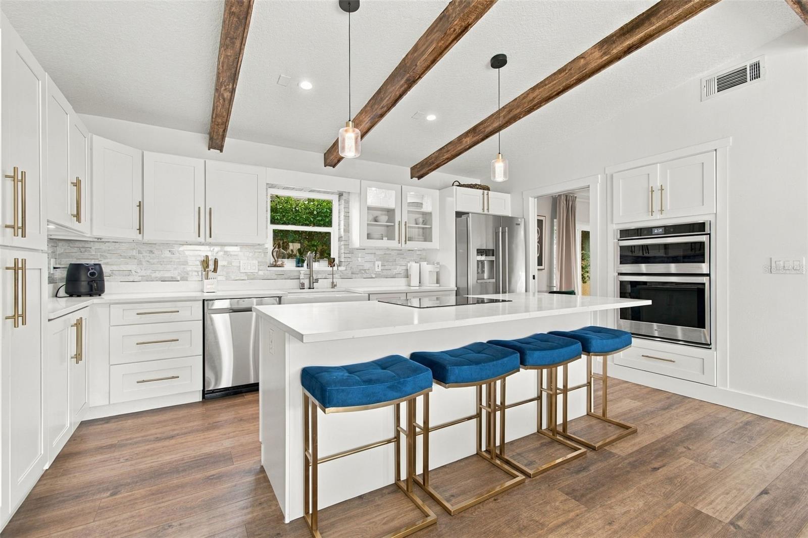 5041 PALOMA DR — photo 24
