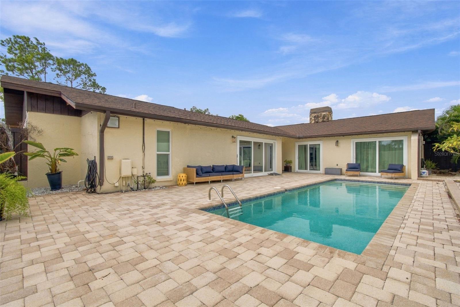 5041 PALOMA DR — photo 15