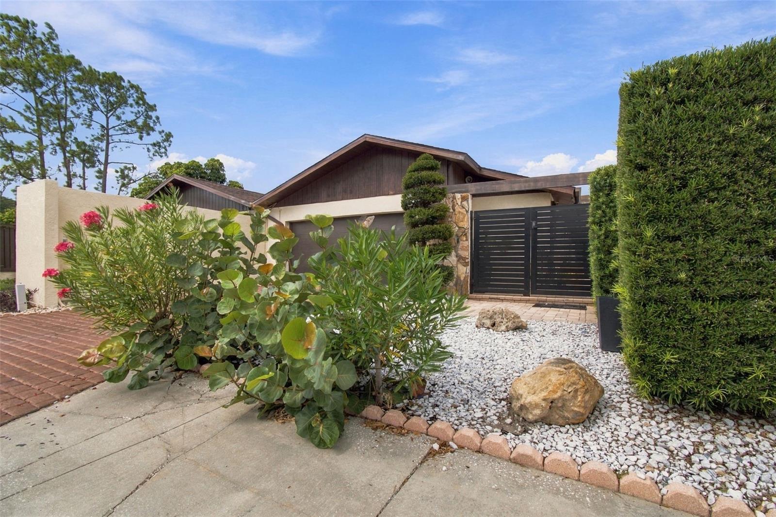 5041 PALOMA DR — photo 9