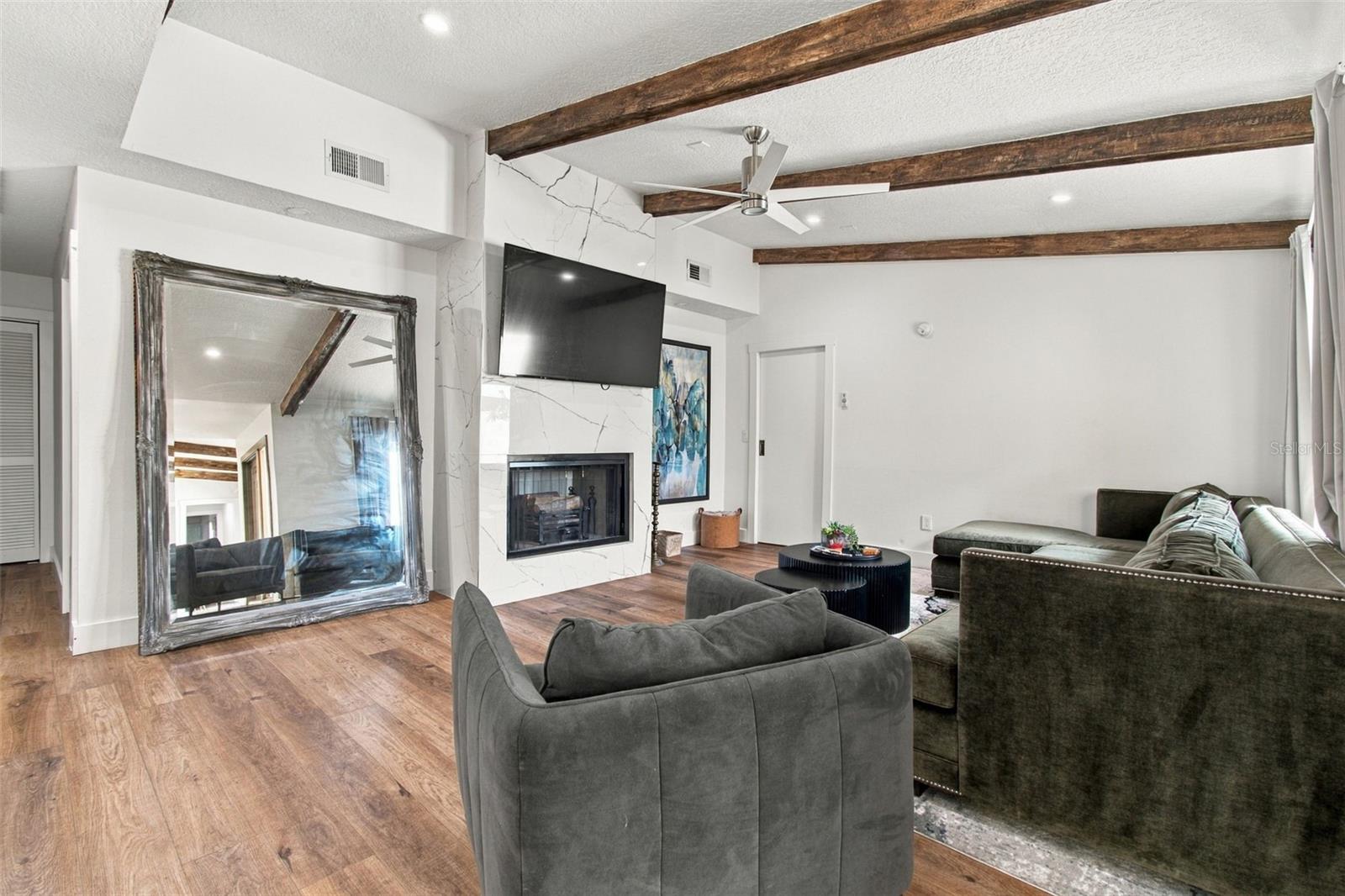 5041 PALOMA DR — photo 52