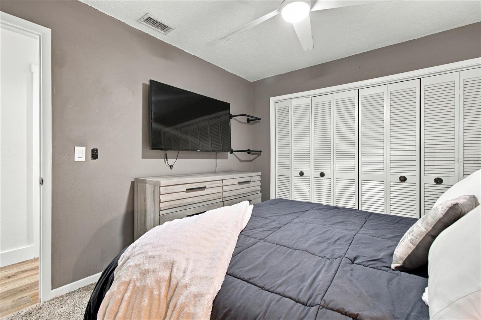 5041 PALOMA DR — photo 65