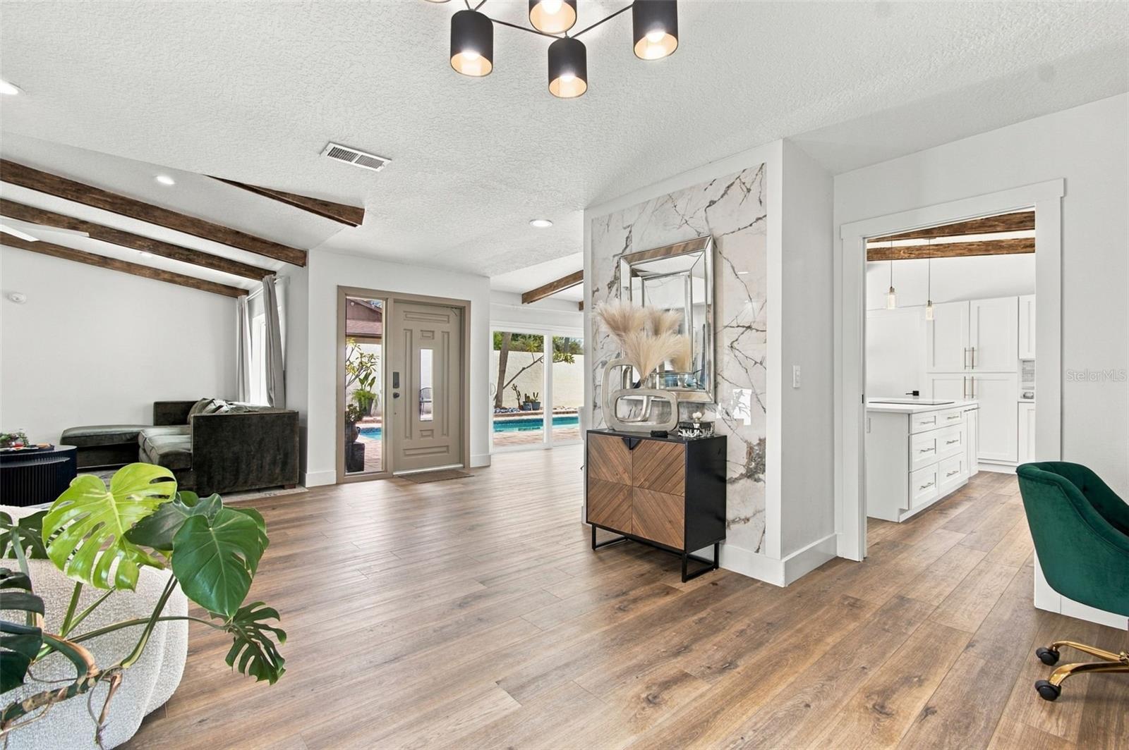 5041 PALOMA DR — photo 19