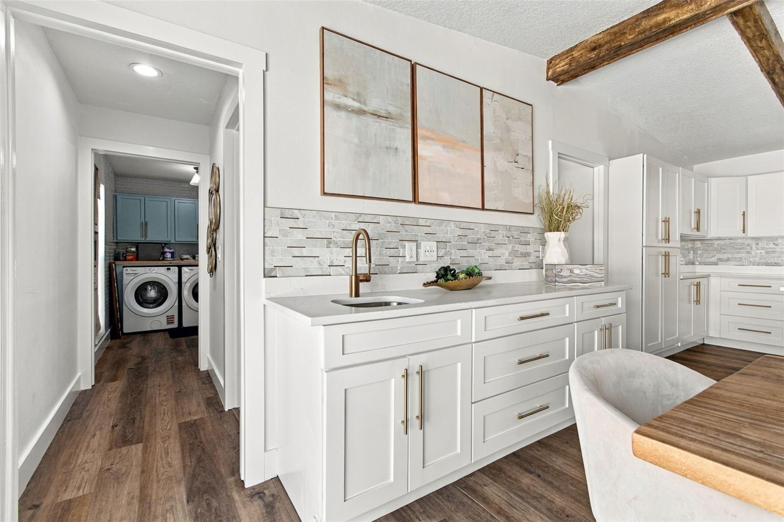 5041 PALOMA DR — photo 40