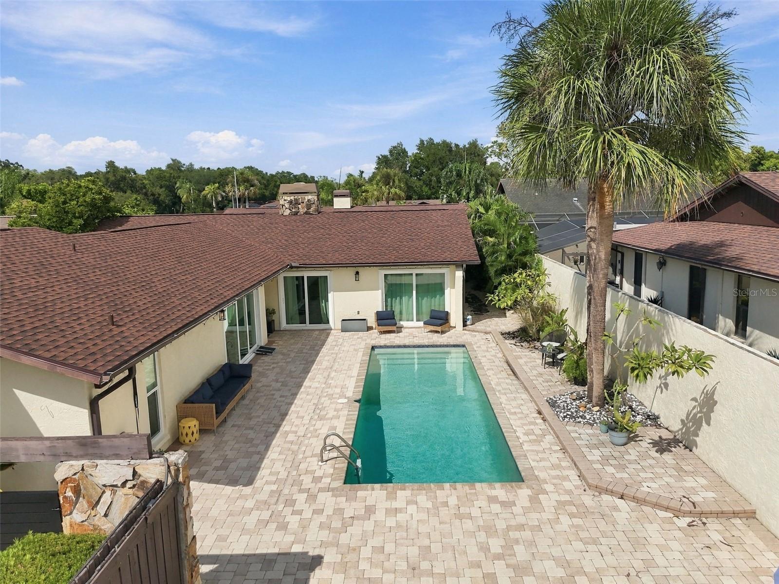 5041 PALOMA DR — photo 4