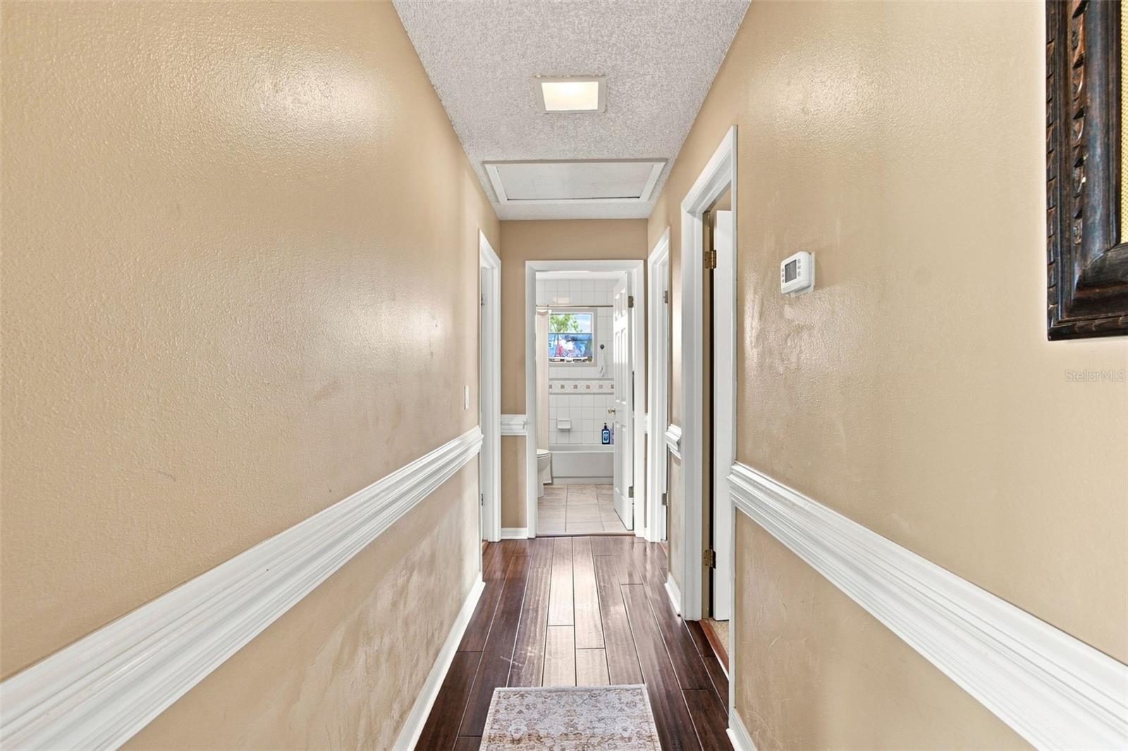 5 VENETIAN CT — photo 24