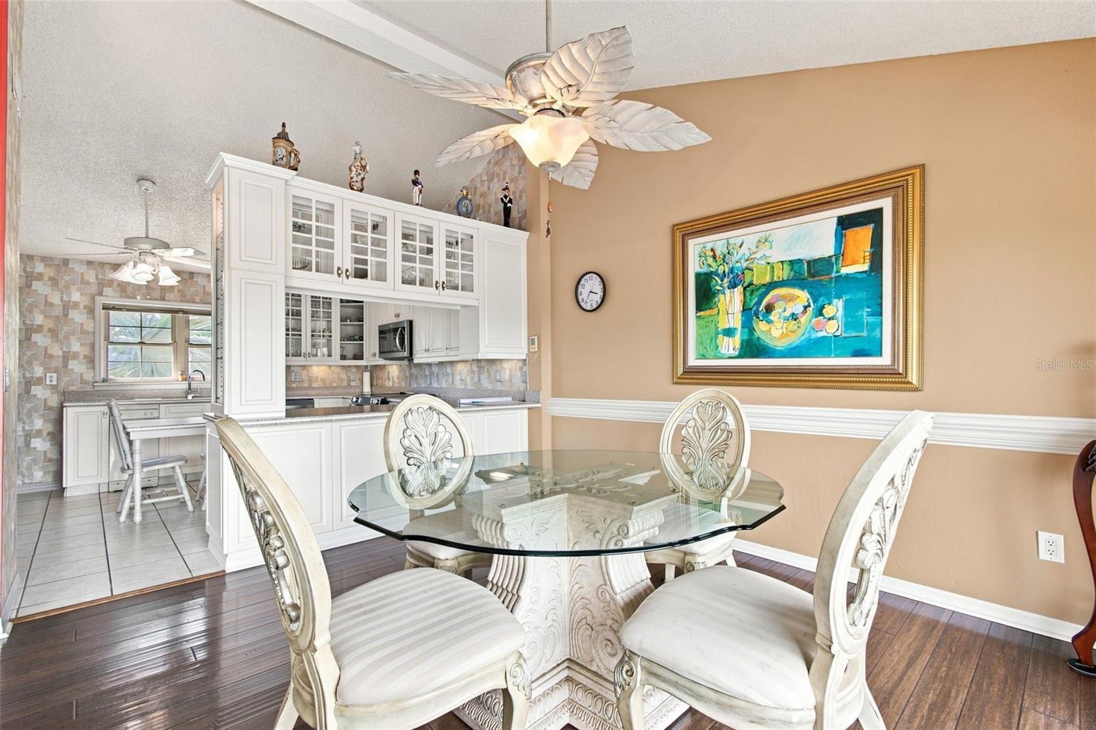 5 VENETIAN CT — photo 16