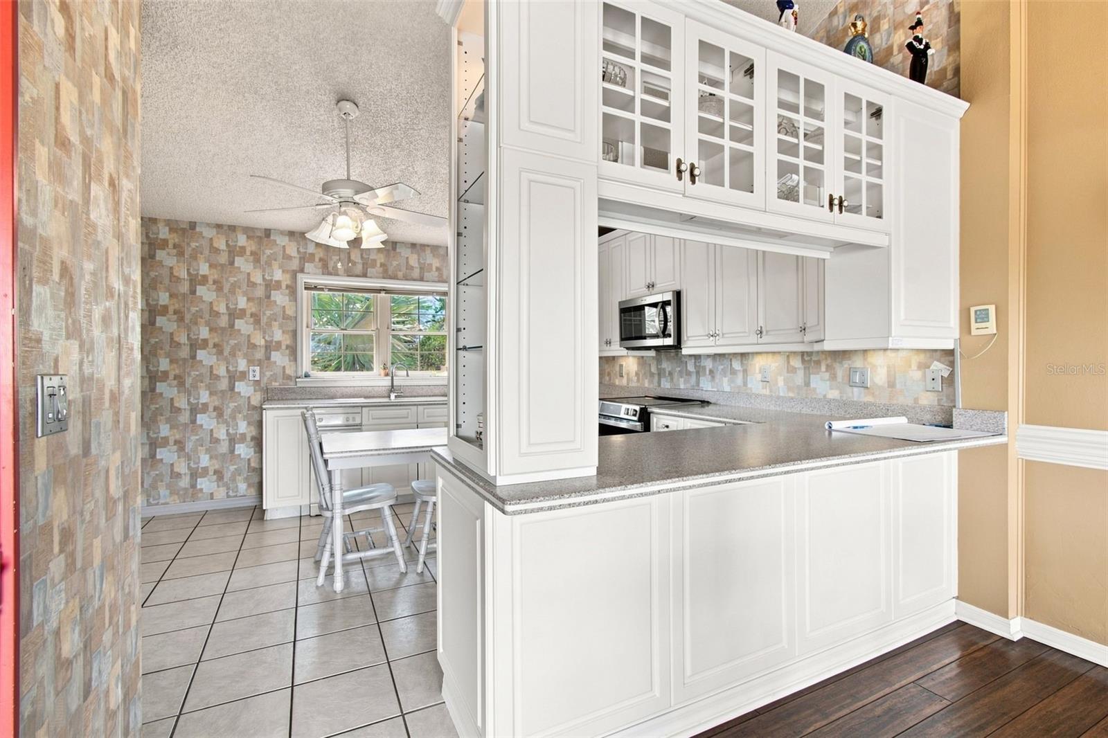 5 VENETIAN CT — photo 17