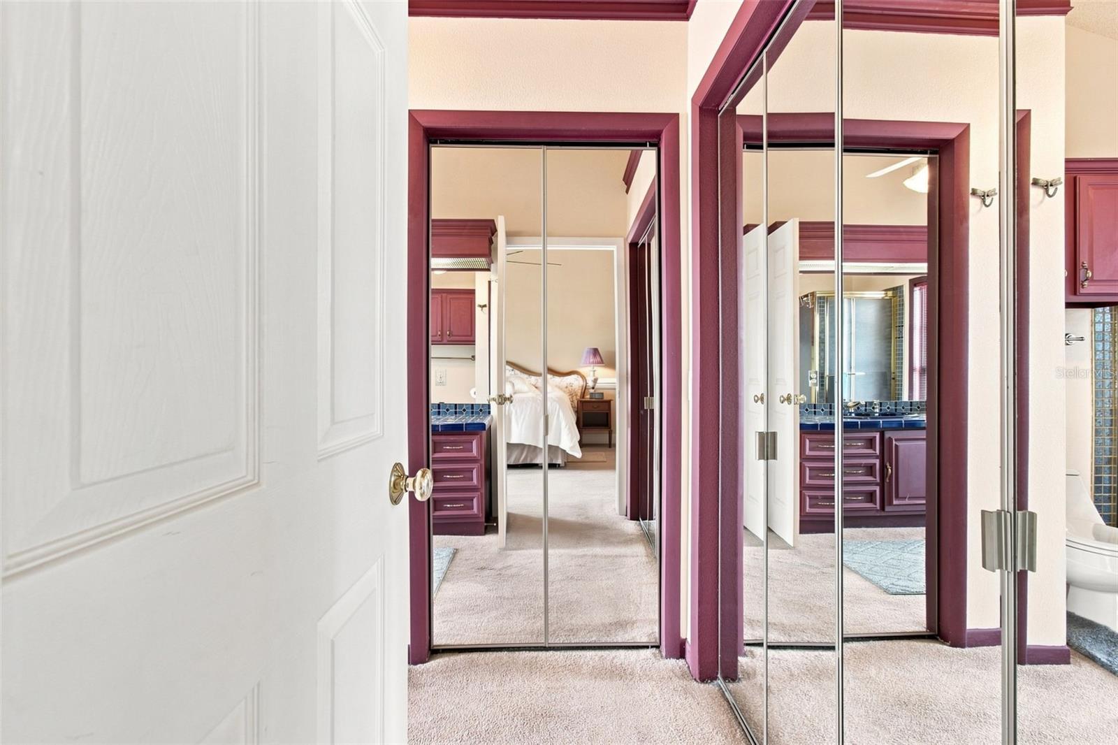 5 VENETIAN CT — photo 28