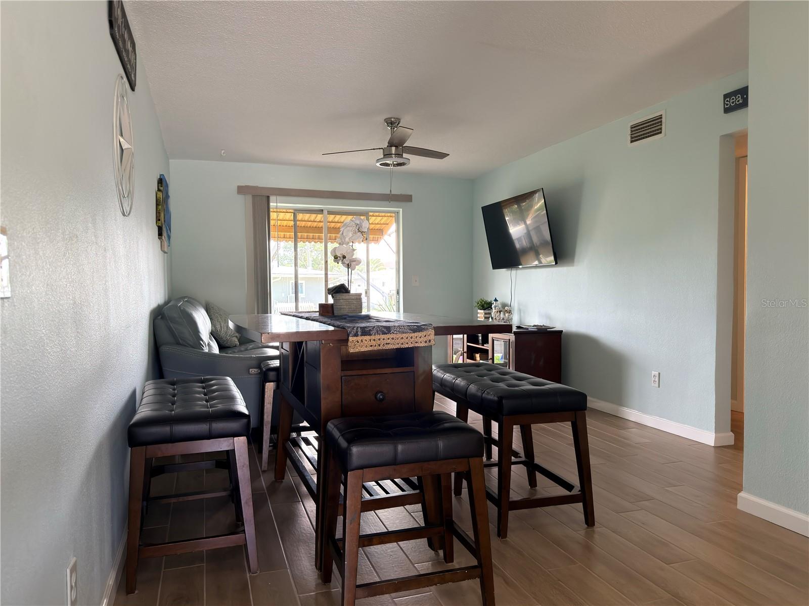 439 S PAULA DR #103 — photo 4