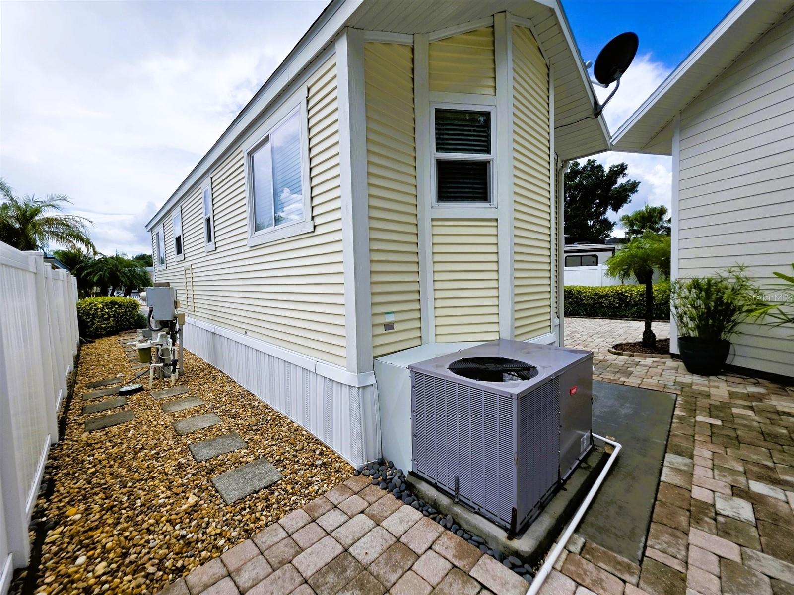 20300 LEONARD - LOT 33 — photo 51