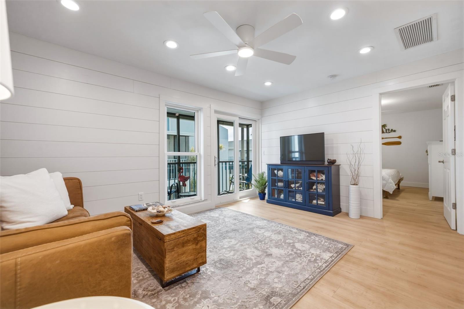 230 MEDALLION BLVD #F — photo 9