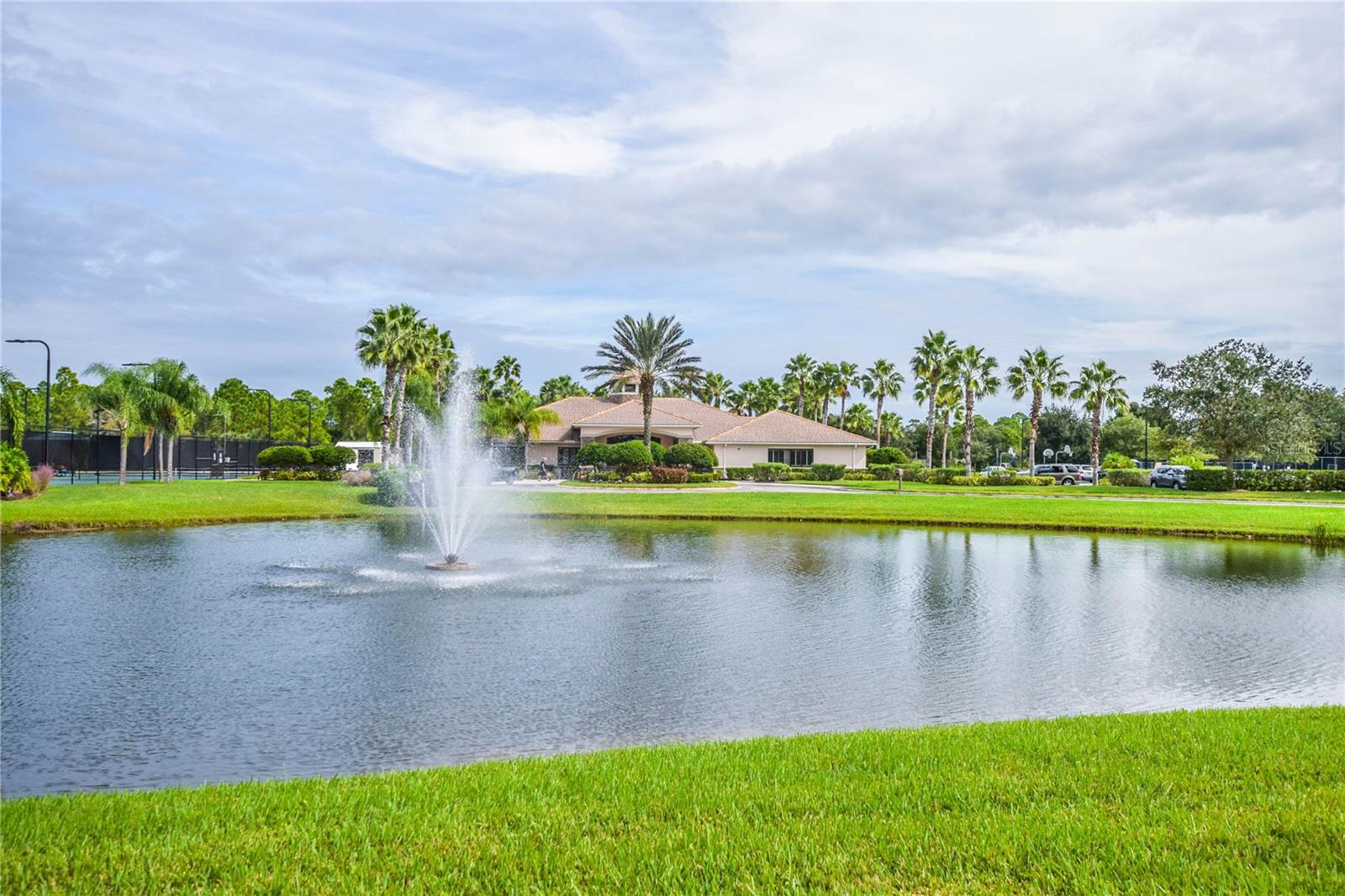 2122 SNAPDRAGON LN — photo 40
